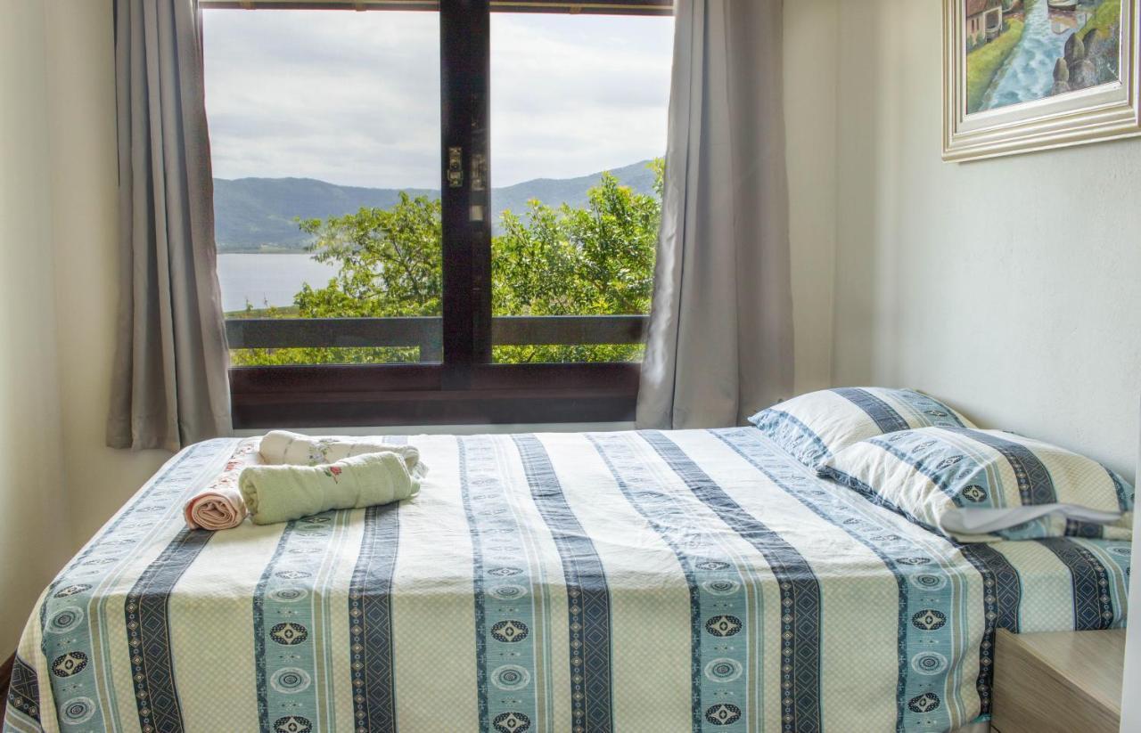 Casa Com Piscina E Incrivel Vista Para Lagoa 가로파바 외부 사진
